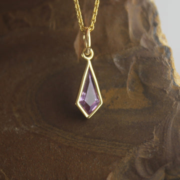 Handmade 14K Gold, Alexandrite Necklace, Gold Pendant, Elegant Jewelry, Timeless Necklace