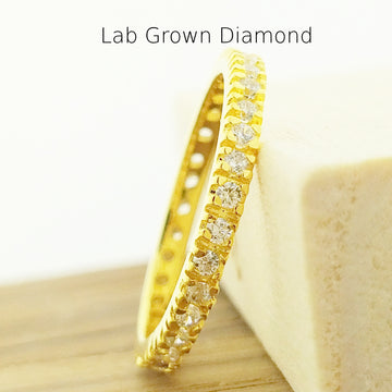 Elegant Micropavé Lab Diamond Band in Recycled Gold – Minimalist Eternity Wedding Ring