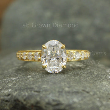 oval diamond ring, lab diamond ring, vintage ring, 14k gold jewelry,