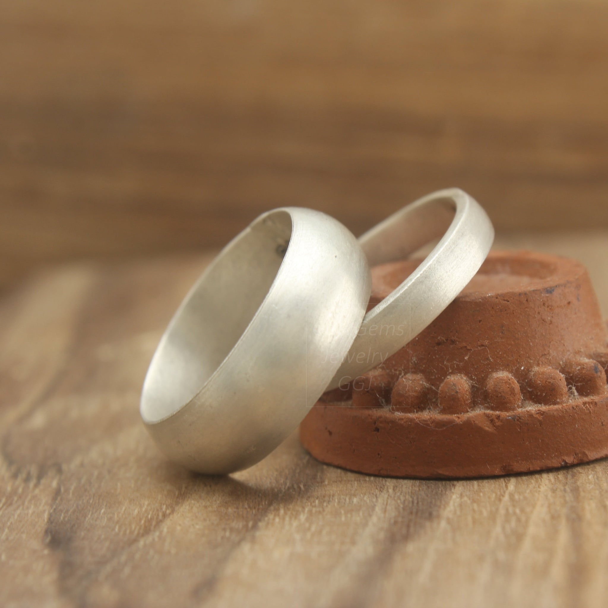 999 Pure Silver handmade 4mm wide band