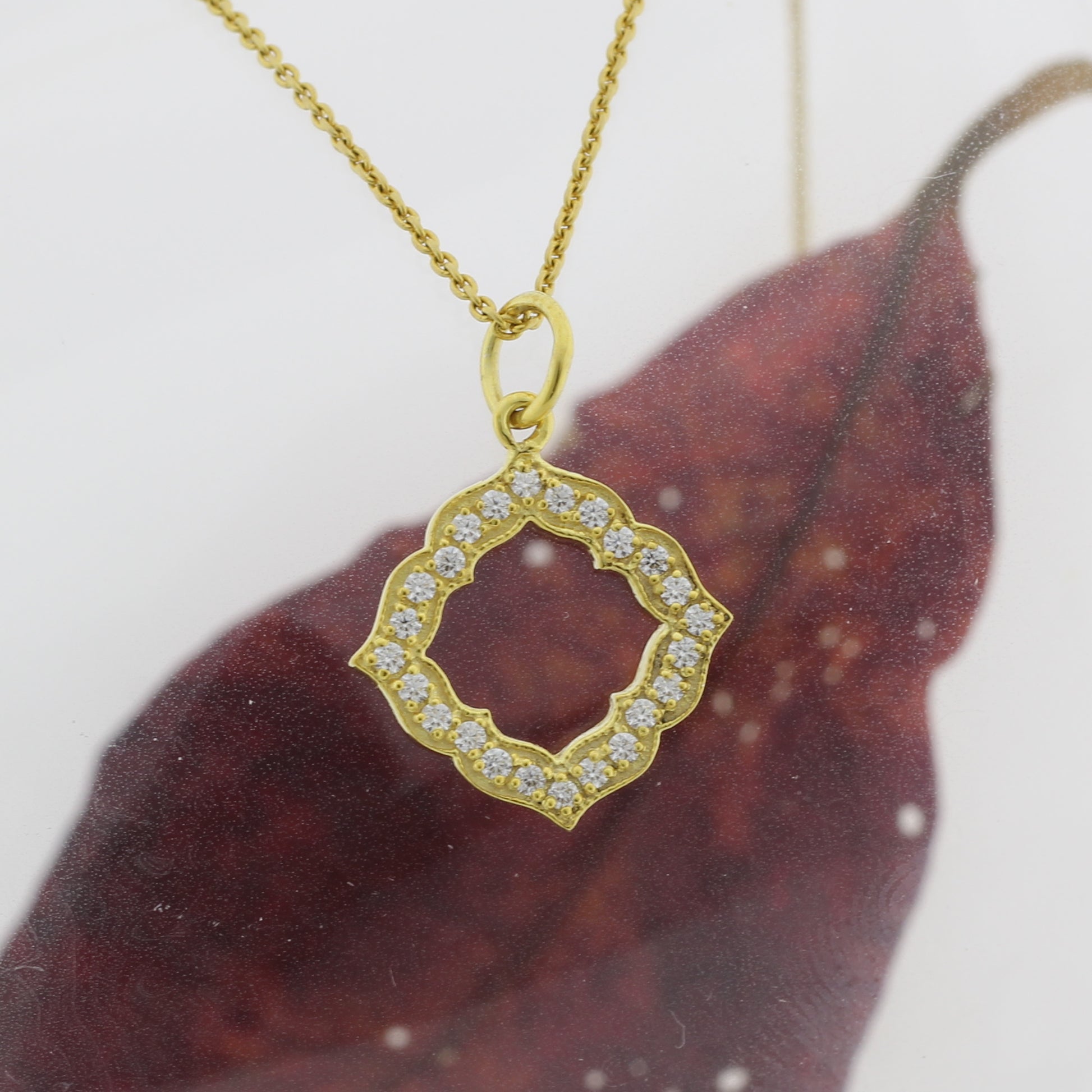 Vintage Touch, Handmade Vintage Diamond Pendant – Eco-Friendly, Ethical Lab Diamond Necklace